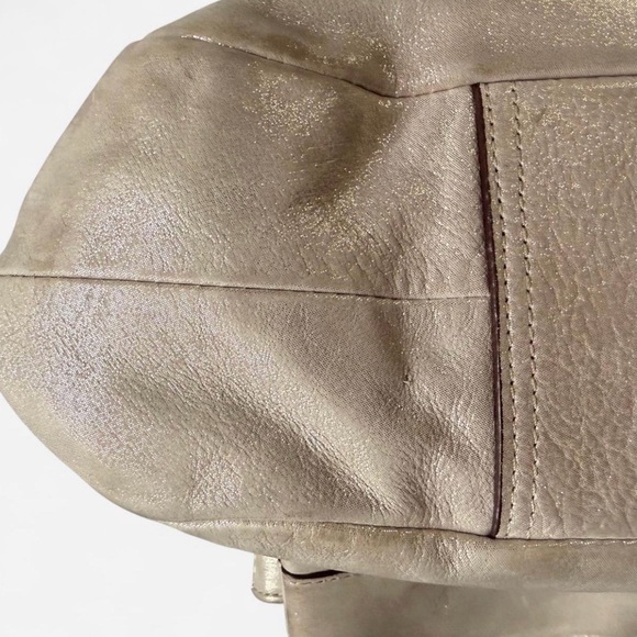 Coach Champagne shoulder bag - Picture 8 of 12